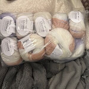 10 Balls of Knit Picks Chroma worsted weight yarn